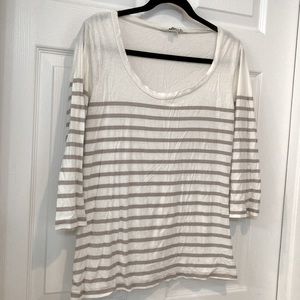 Large Banana Republic 3/4 sleeve T-Shirt